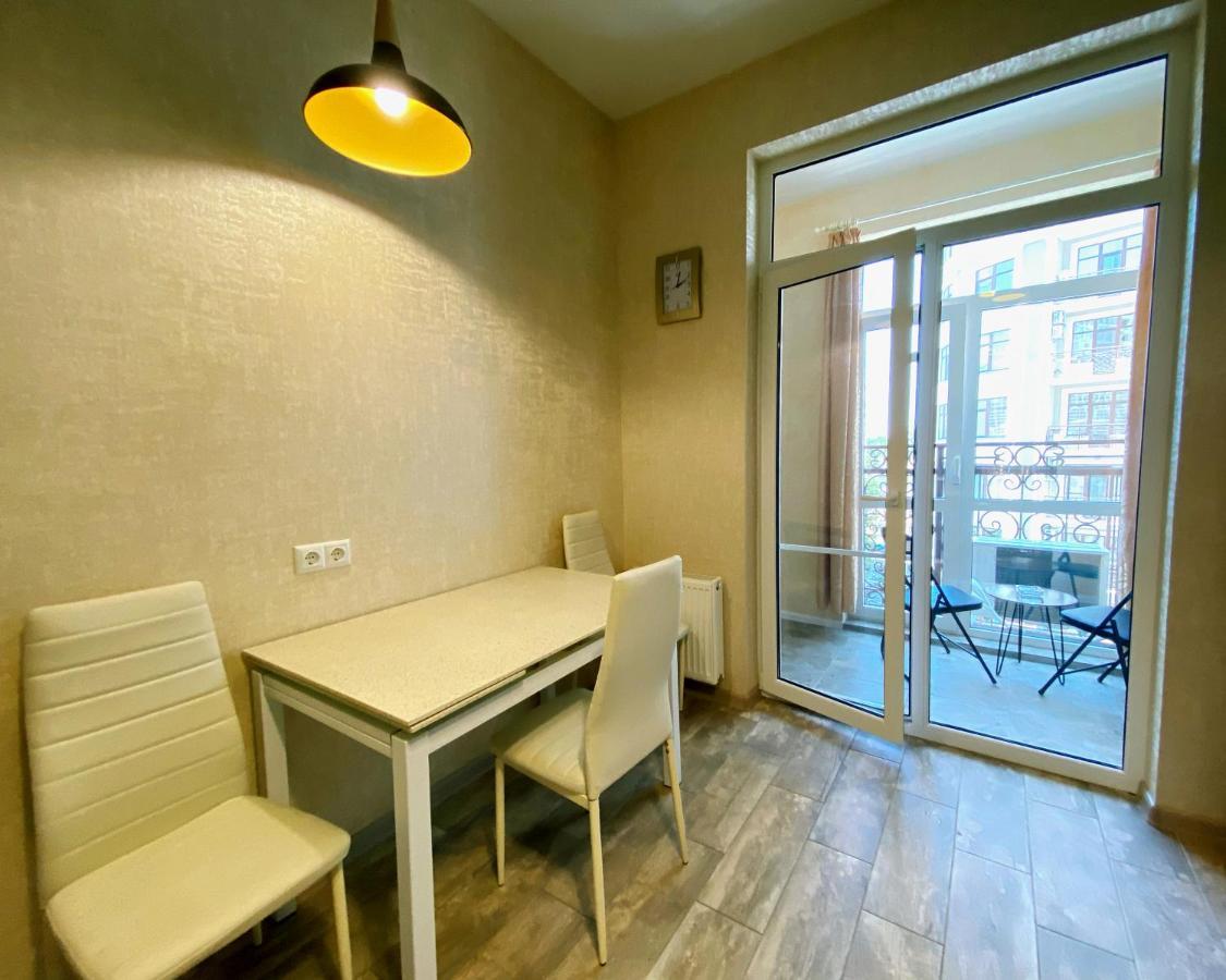 Italian Boulevard Modern Apartment Odessa Eksteriør billede