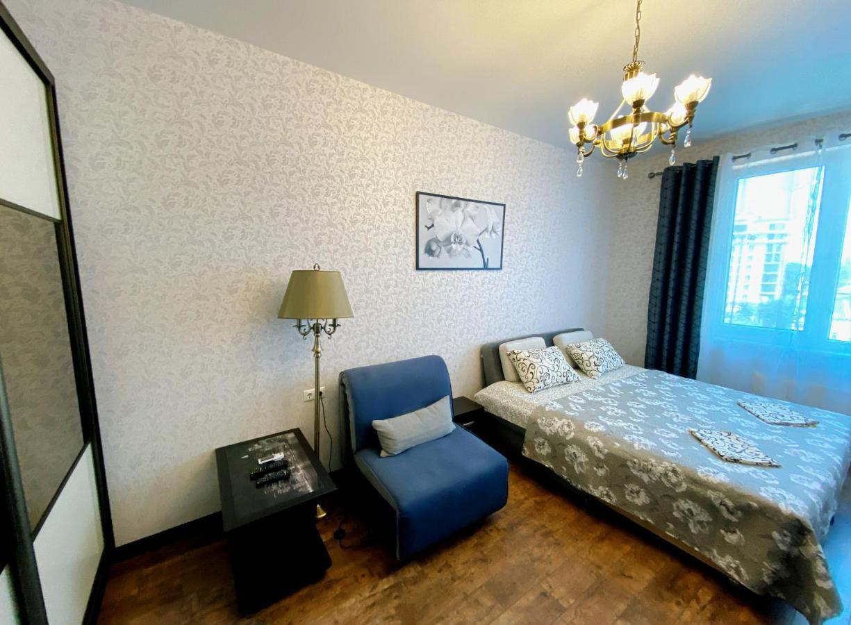Italian Boulevard Modern Apartment Odessa Eksteriør billede